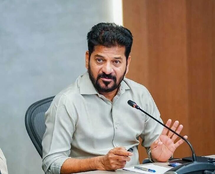 వరంగల్ విమానాశ్రయానికి పేరు సూచించండి: సీఎం రేవంత్